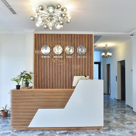 Altunyan Hotel Yerevan Exterior photo
