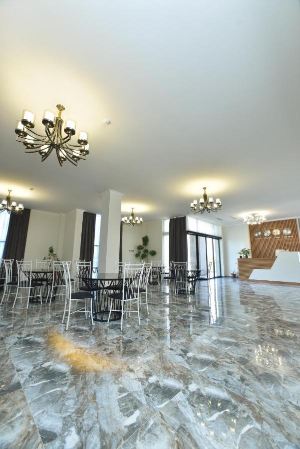 Altunyan Hotel Yerevan Exterior photo