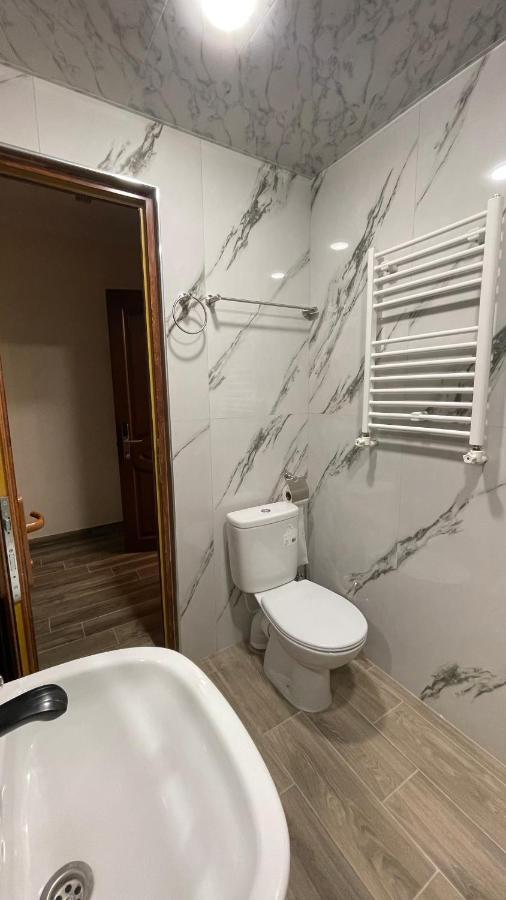 Altunyan Hotel Yerevan Exterior photo
